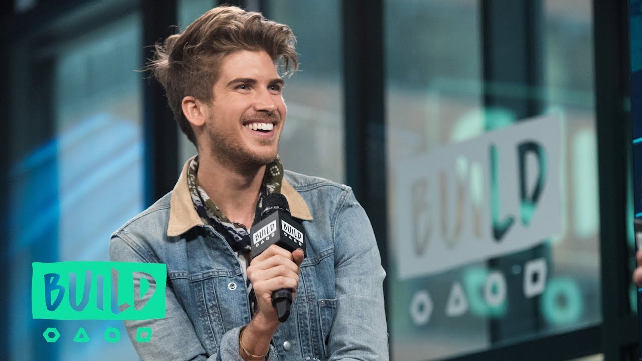 Joey Graceffa Talks About YouTube Red's 