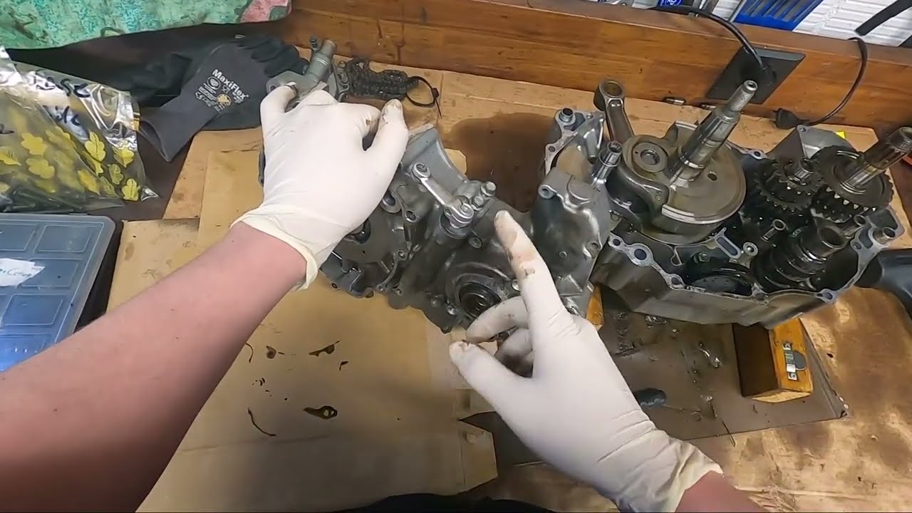 How To: DRZ 400 Engine Rebuild Part 2 - Removing Bearings and stuff