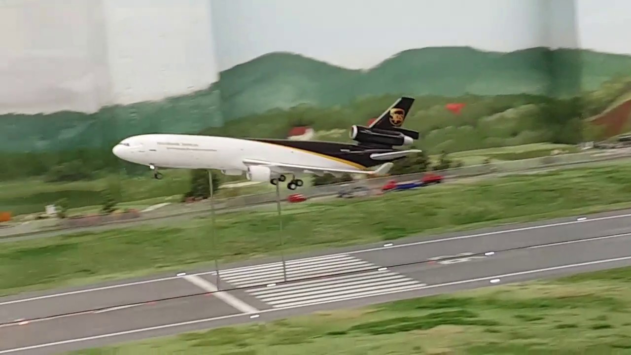 Miniatur Wunderland Hamburg airport display