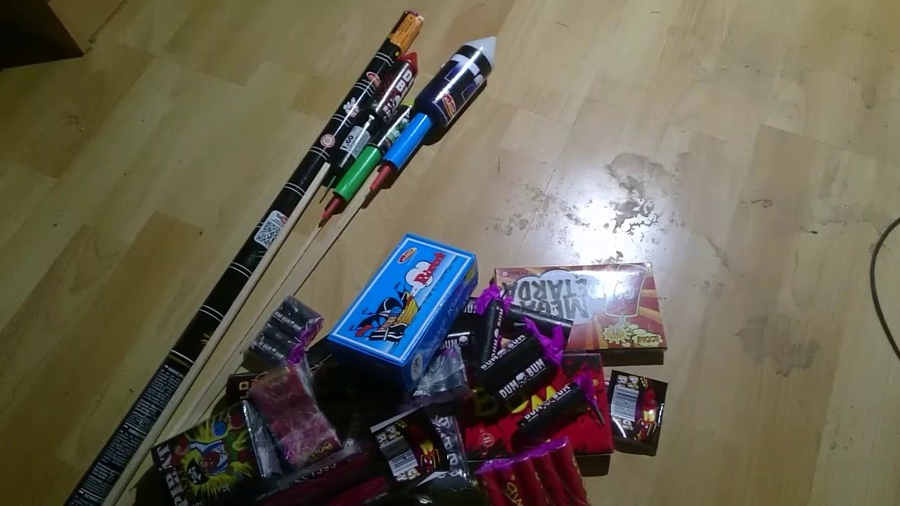 ODPALOVANIE PYROTECHNIKY / EKOPYRO / KNIHA / + BONUS VIDEO