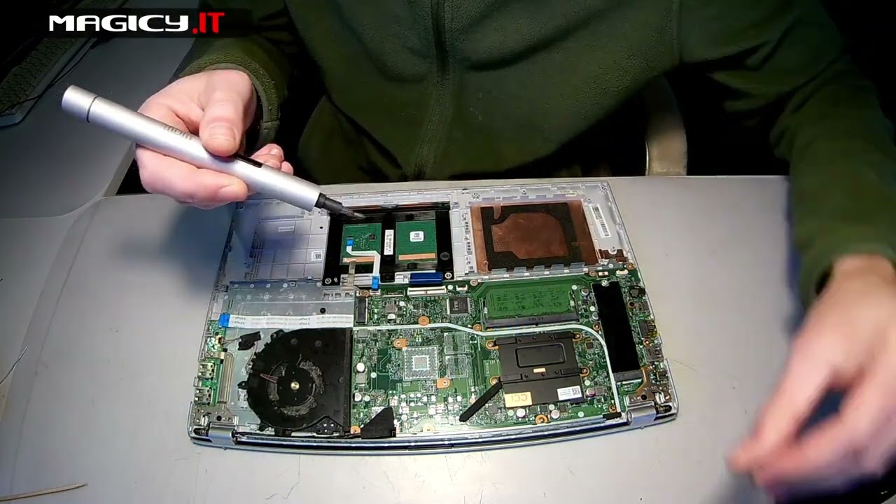 Asus VivoBook 15 R564U Disassembly