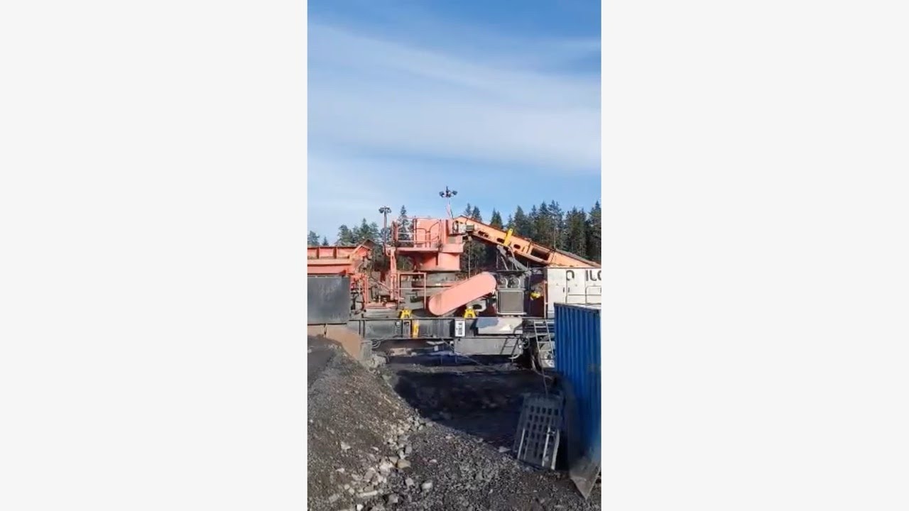 K&ouml;p Krossverk Sandvik UH 421 ASRI 2.0  p&aring; Klaravik