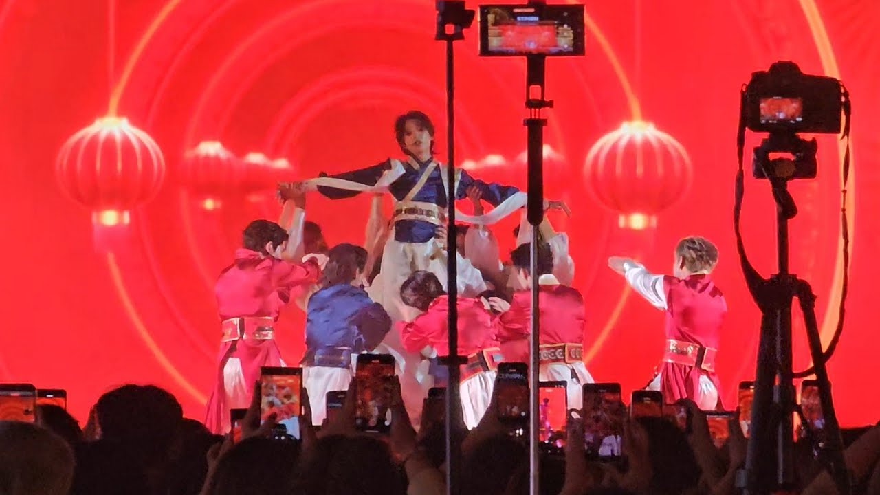 🥁BUS - BB🥁 [CNY2026@ICONSIAM]