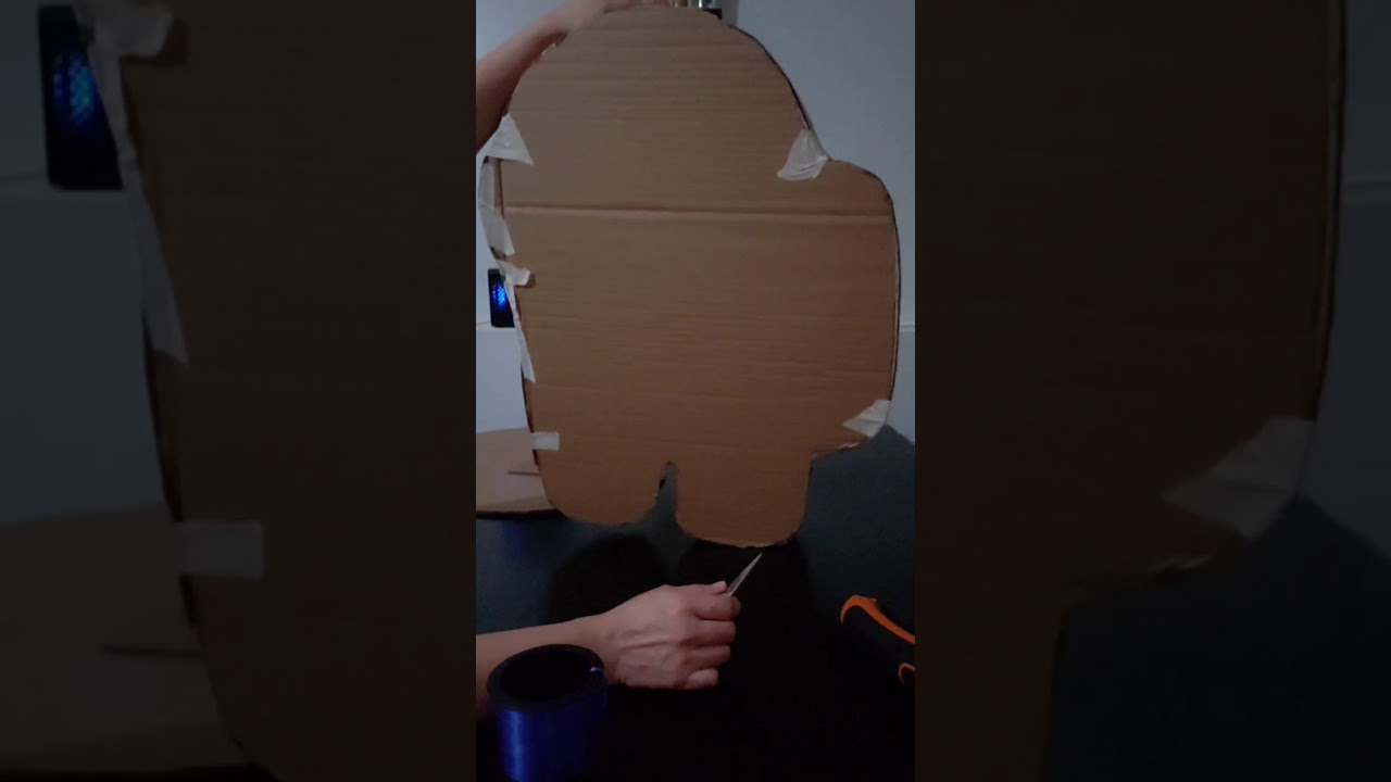 Como hacer una pi&ntilde;ata de Among us