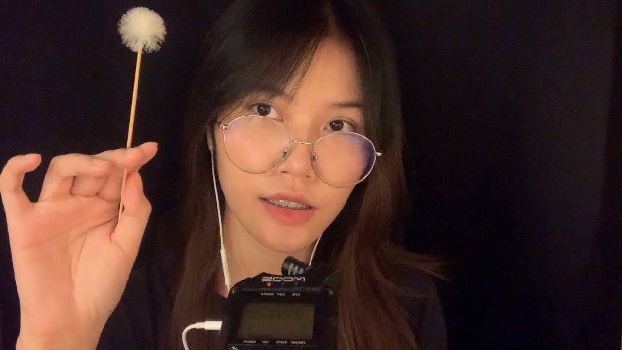 ASMR Thai Soft Spoken / Ear Cleaning แคะหูก่อนนอน