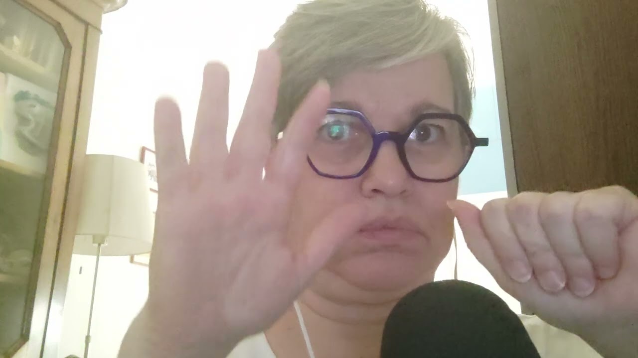 Asmr - massaggio collo , spalle e spazzola per alessia