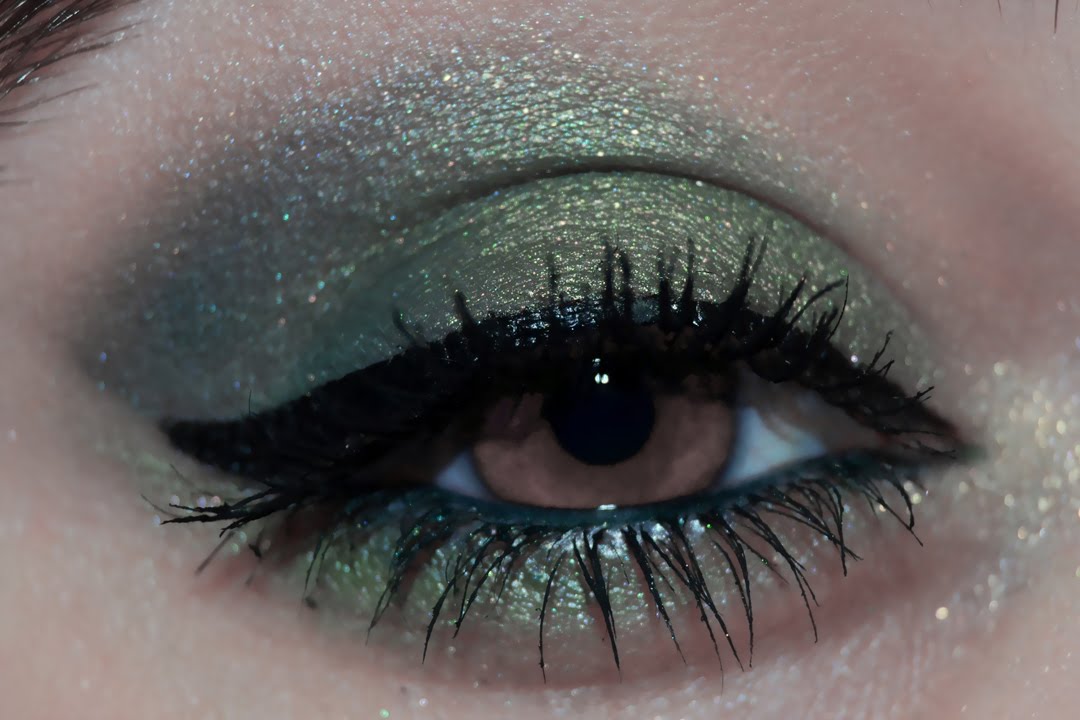 Maquillaje de ojos en tonos verdes ~ Maquillaje para ojos marrones