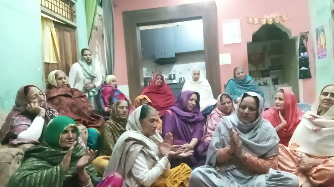 ग्यास का भजन 🌷🌹 #kirtankebhajan #haryanviculture #viral #kirtankebhajan #kirtan #bhajankirtan #like