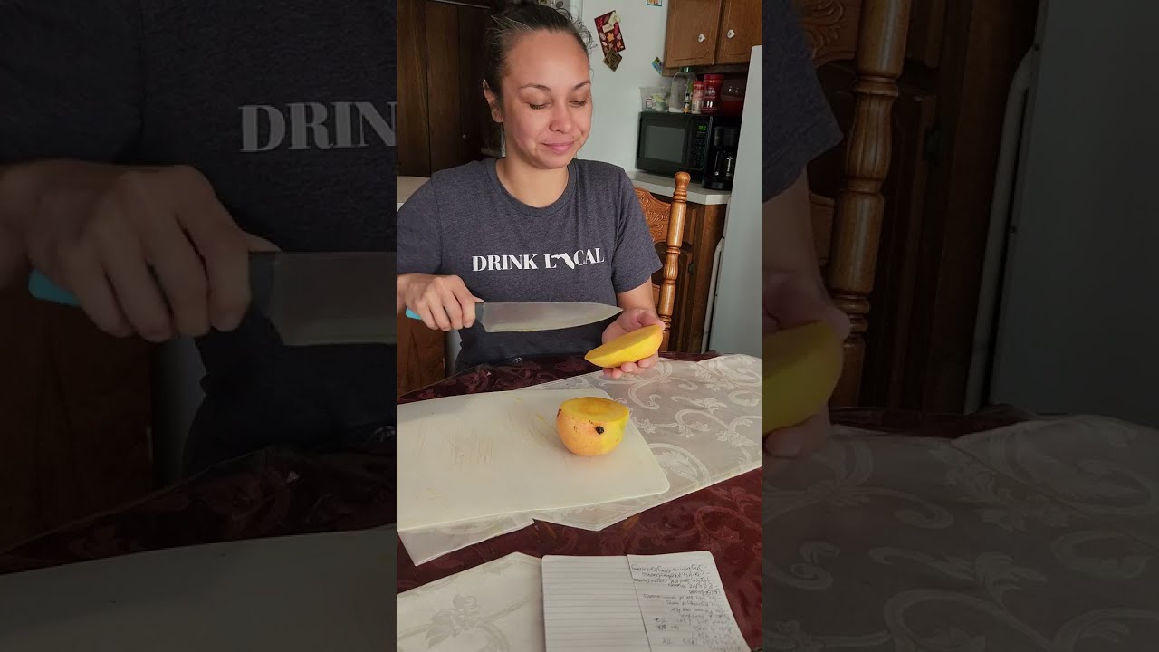 Edward Mango Taste Test Fresh From Florida Dragon Eggs Harvest Snacktime How to Cut a Mango Tip