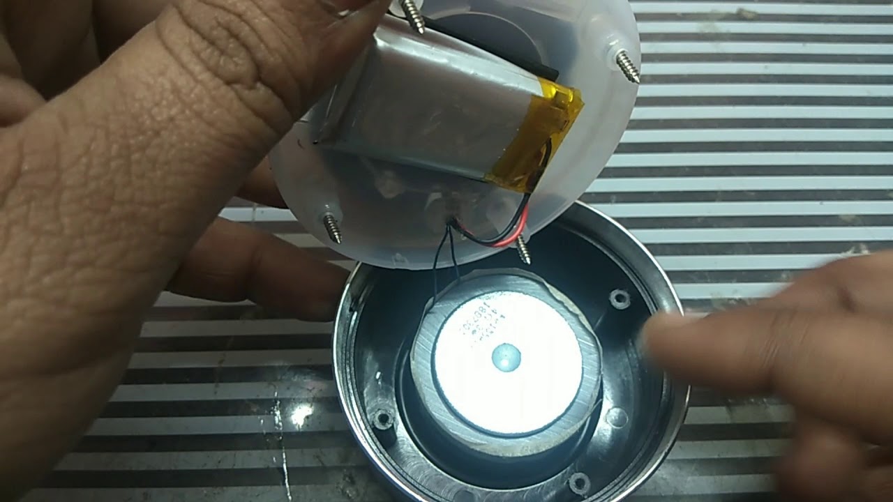 bluetooth speaker battery replace