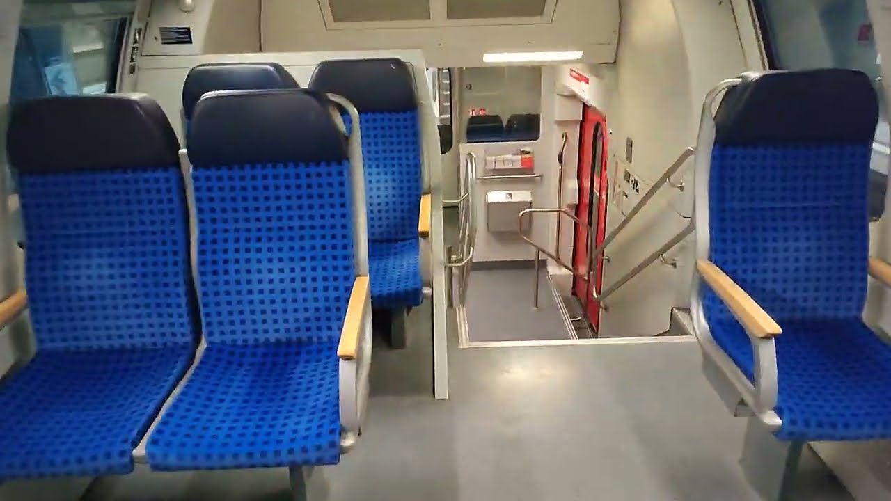 FEX Flughafen expres Berlin hbf - Flughafen BER terminal 1-2 - Berlin hbf.