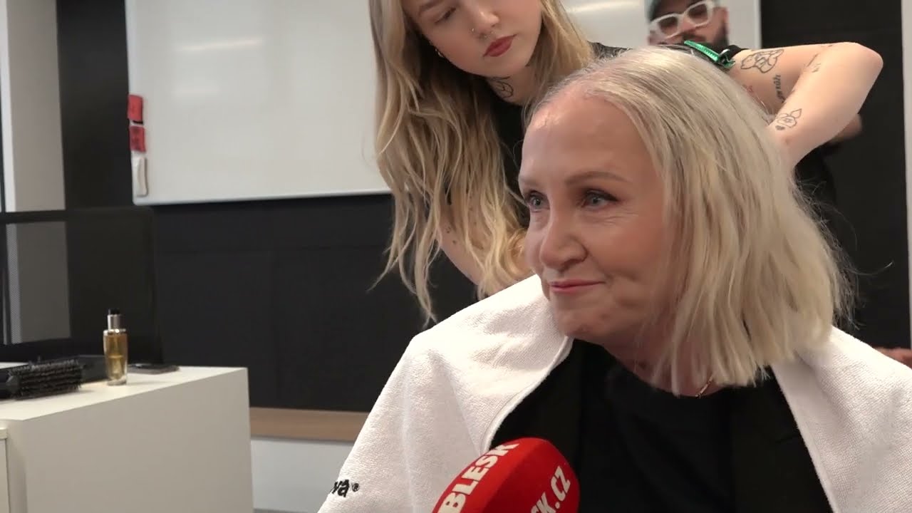 Osamocená Bára Basiková (62): Syn (16) na mě už kašle!