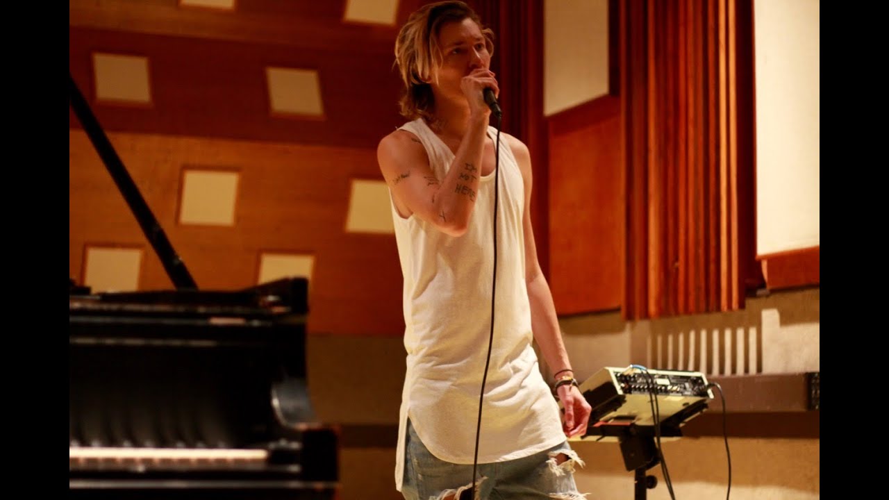 Roy English - Wasted Youth (Live at East West Studios)