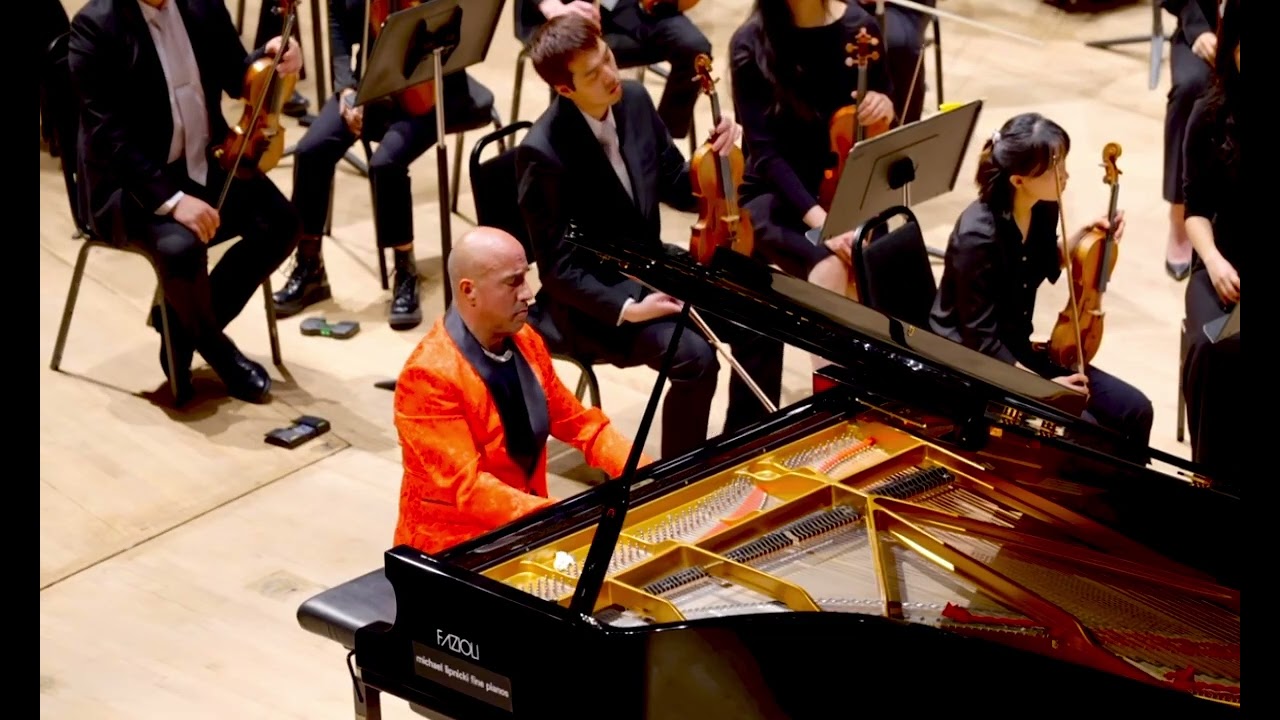 Rachmaninoff in Red. With the Calgary Civic Symphony (piano Concerto No. 3 in D Minor)
