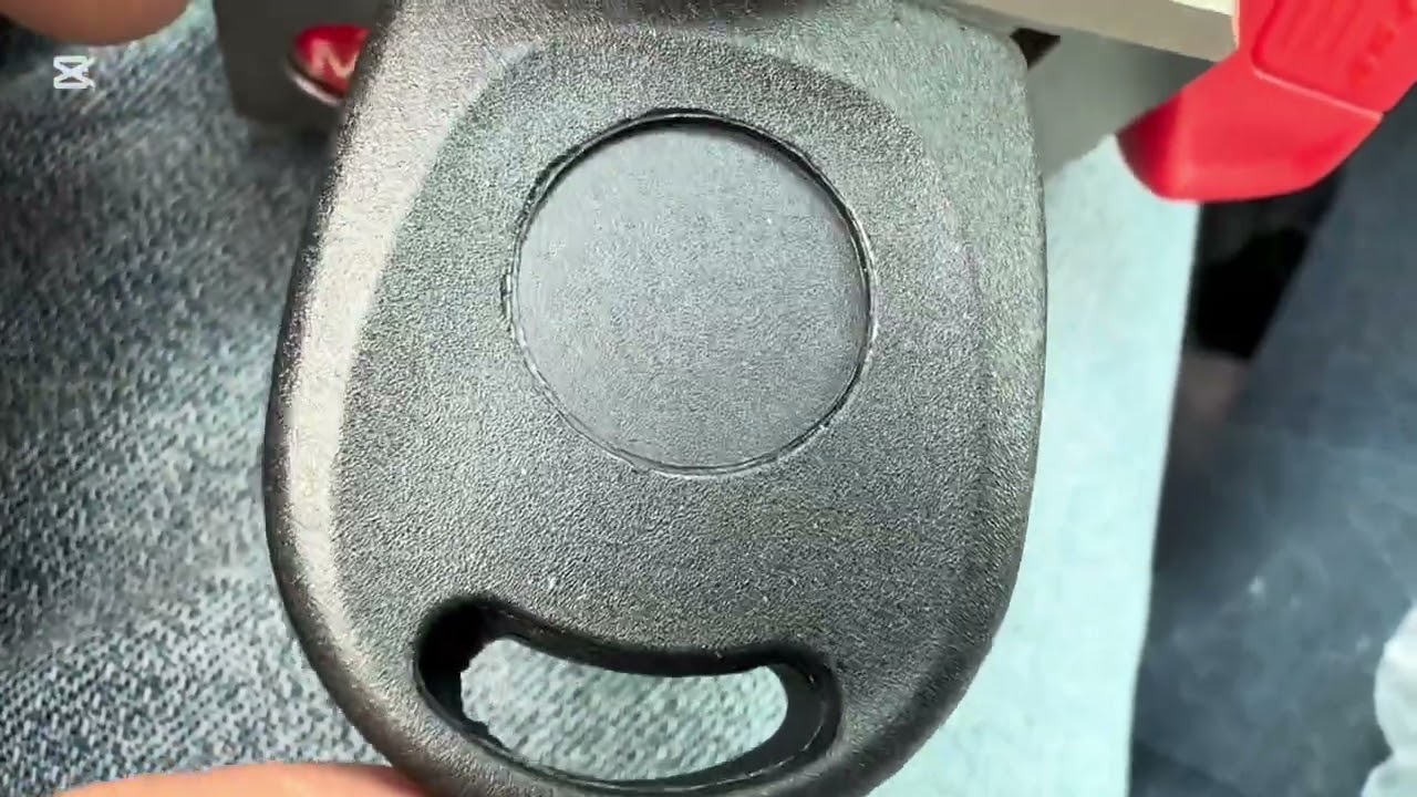 The 2006 VW Beetle All keys lost runaround (Part 1)- Learned a few lessons