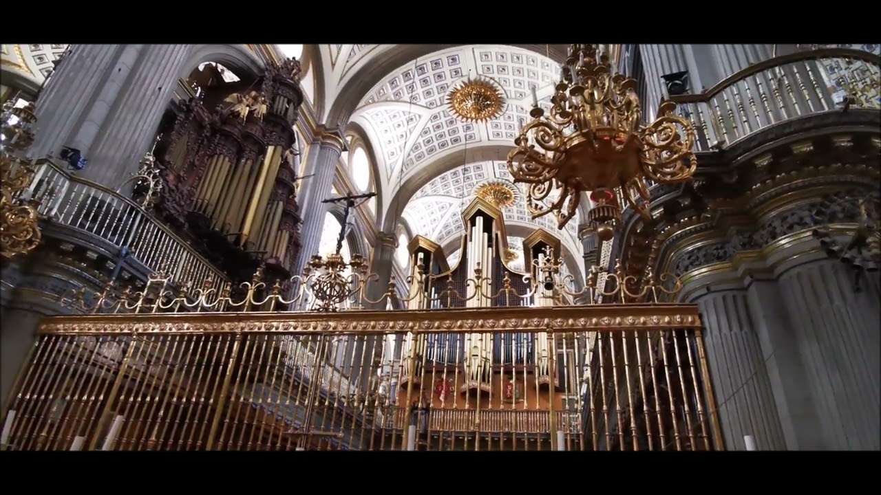 El imponente órgano del Coro de la Catedral Basílica de Puebla