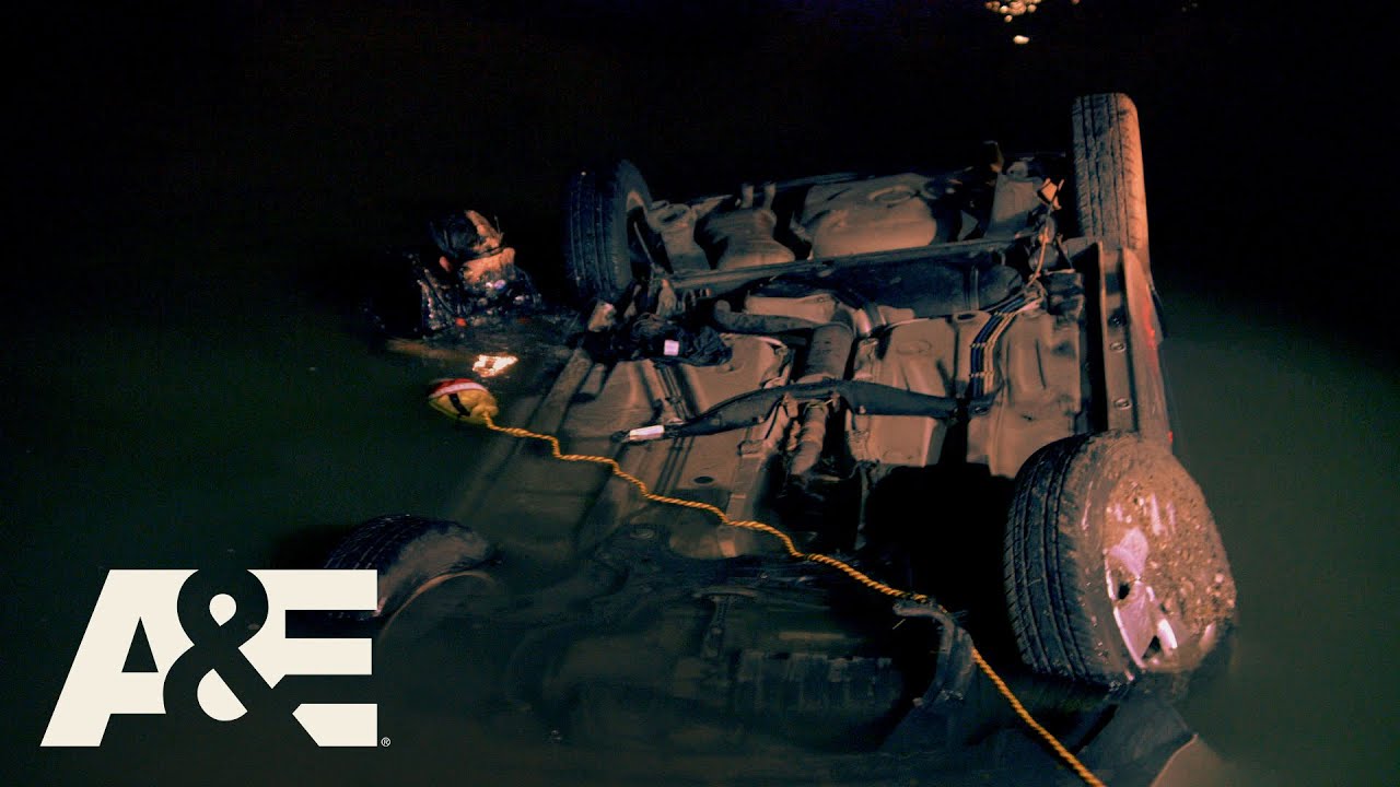 Nightwatch: Possible Underwater Body Recovery (Season 2, Episode 3)| A&E