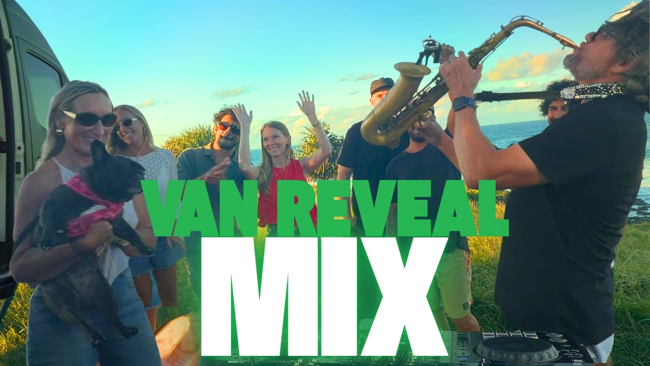 Soulful House Mix 🎷 DJ & Live Sax | Van Reveal Beach Session | Sax n Snax