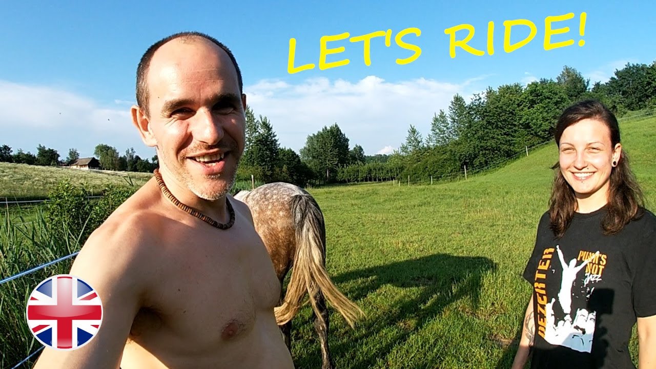 Learning to ride a natural horse is not easy! Lesson # 1 