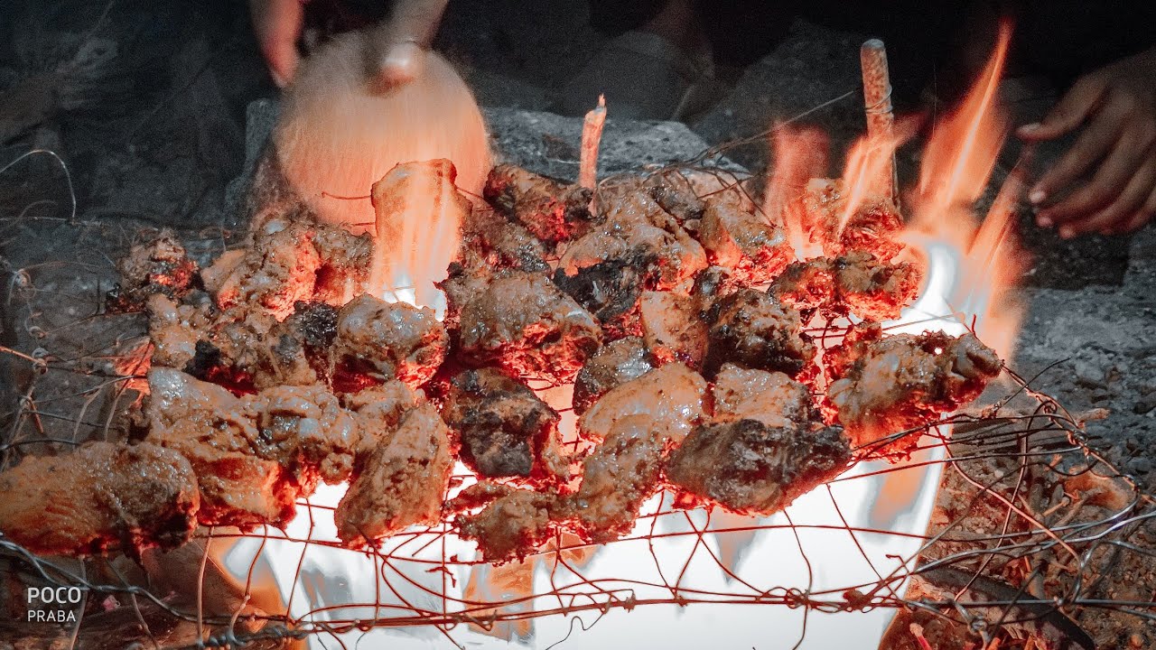 Making Chicken BBQ Inside Forest Primitive Style - Funny Cooking With Friends |Food Traveler 007|