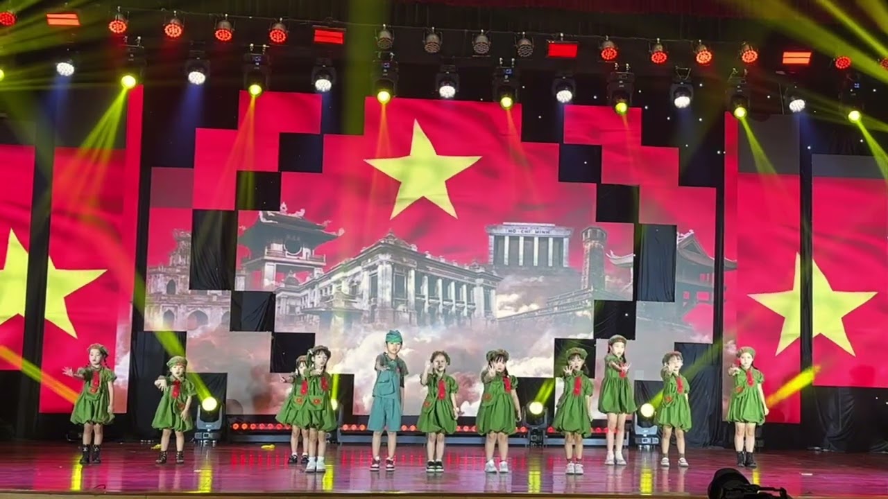 Mashup EM BÉ VIỆT NAM & MÁU ĐỎ DA VÀNG/ Dance kids/ Nội Bài dance studio