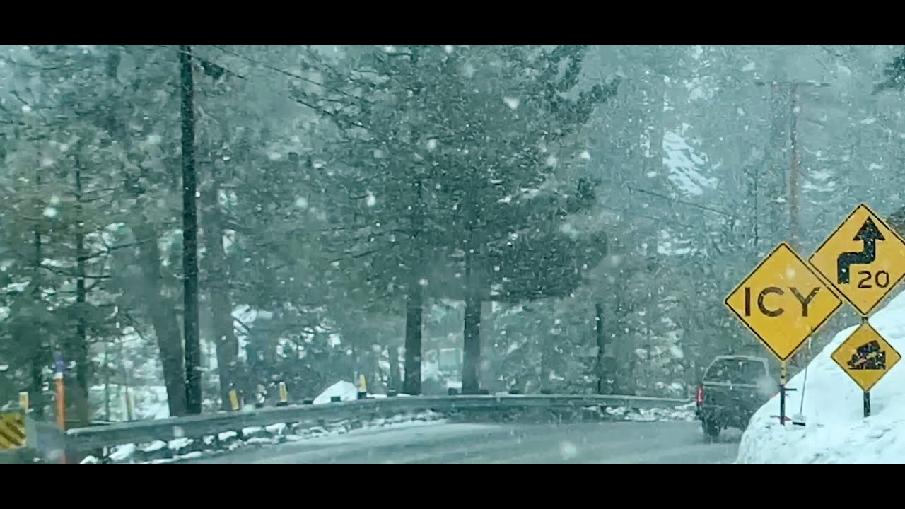 ❄️Snowing❄️ Steady in Big Bear, CA. FINALLY. Looking great and more to come. Let it #snow 3/2/2024