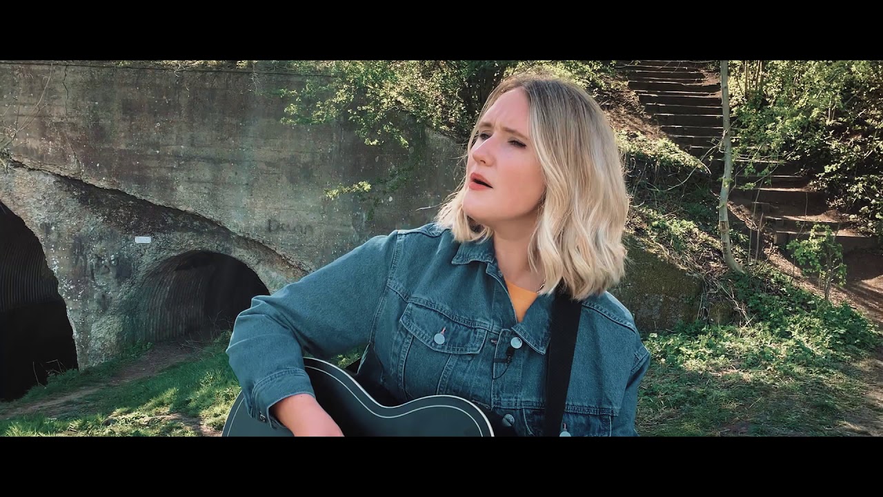 Lilla Vargen  -  Love You Twice (Live Acoustic)