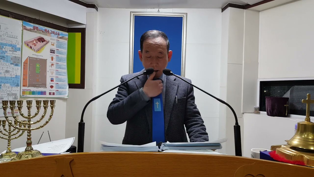 66.The Advent of the Lord, the altar and the salvation issue.Becoming one through the central altar 