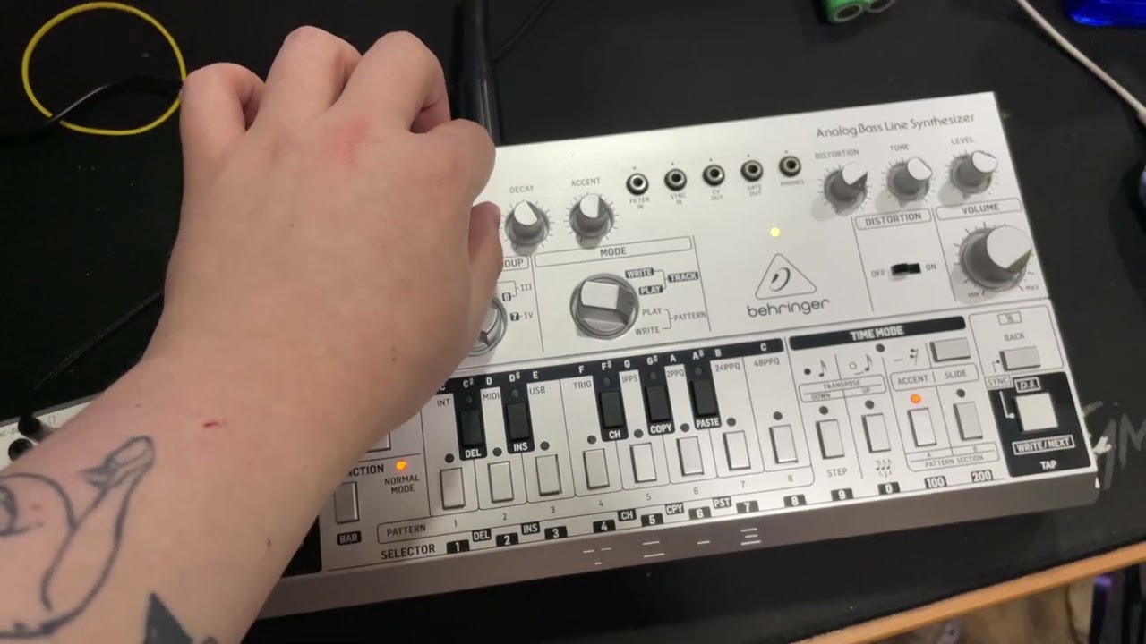 stranger things theme on behringer td-3 analog bass synthesizer 