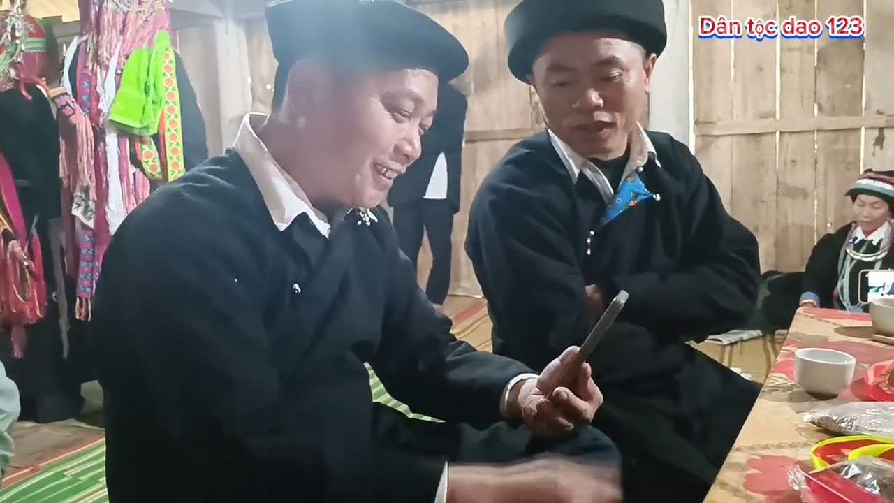 Hát dao lưu đám cưới thôn nằm nong xã ngam la yên Minh mười các bạn đón xem nhé