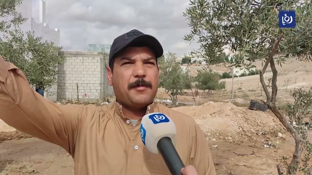 الرمثا: مياه الأمطار تداهم  منازل ومحال تجارية في بلدة البويضة