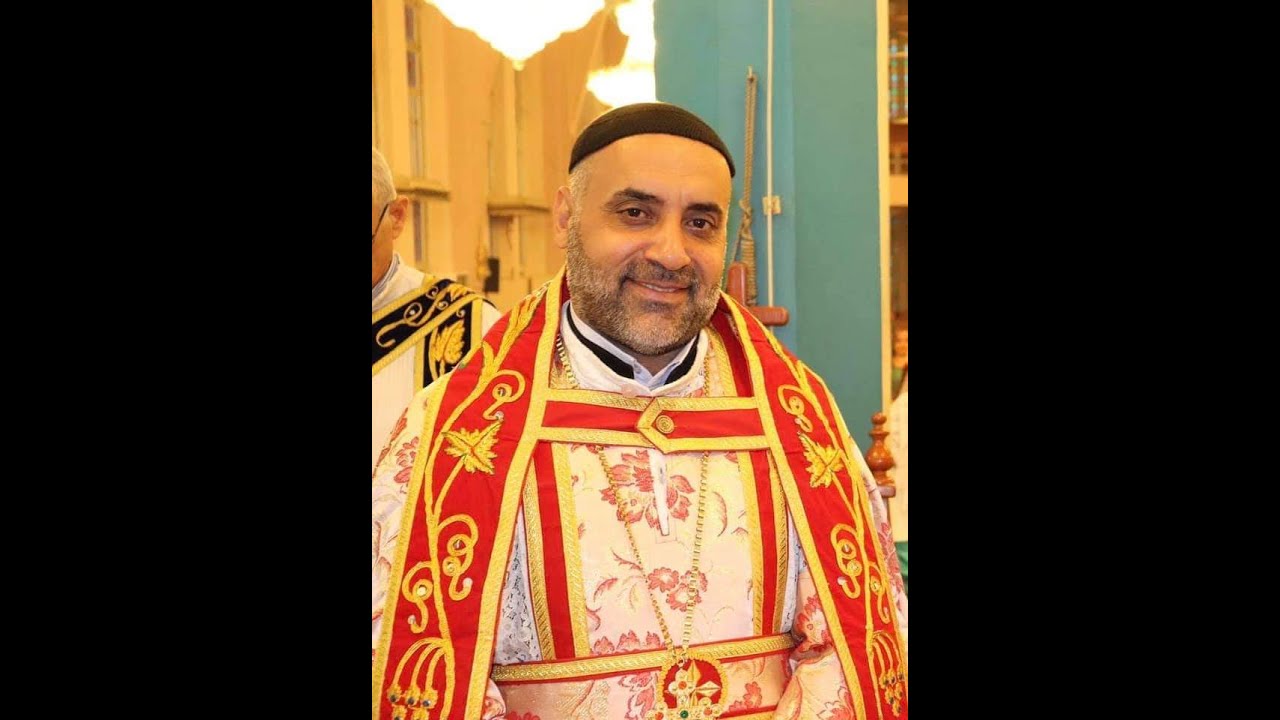 القداس الالهي لانتقال السيدة العذراء الى السماء يقيم القداس الاب صموئيل كاهن كنيسة مار متى في بغداد