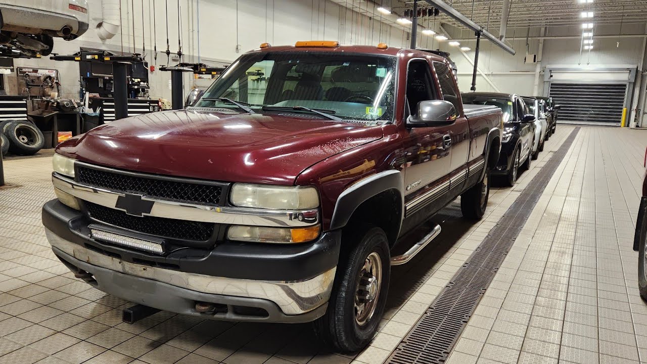 2002 Chevrolet Silverado LS 2500 HD POV Test Drive/Review