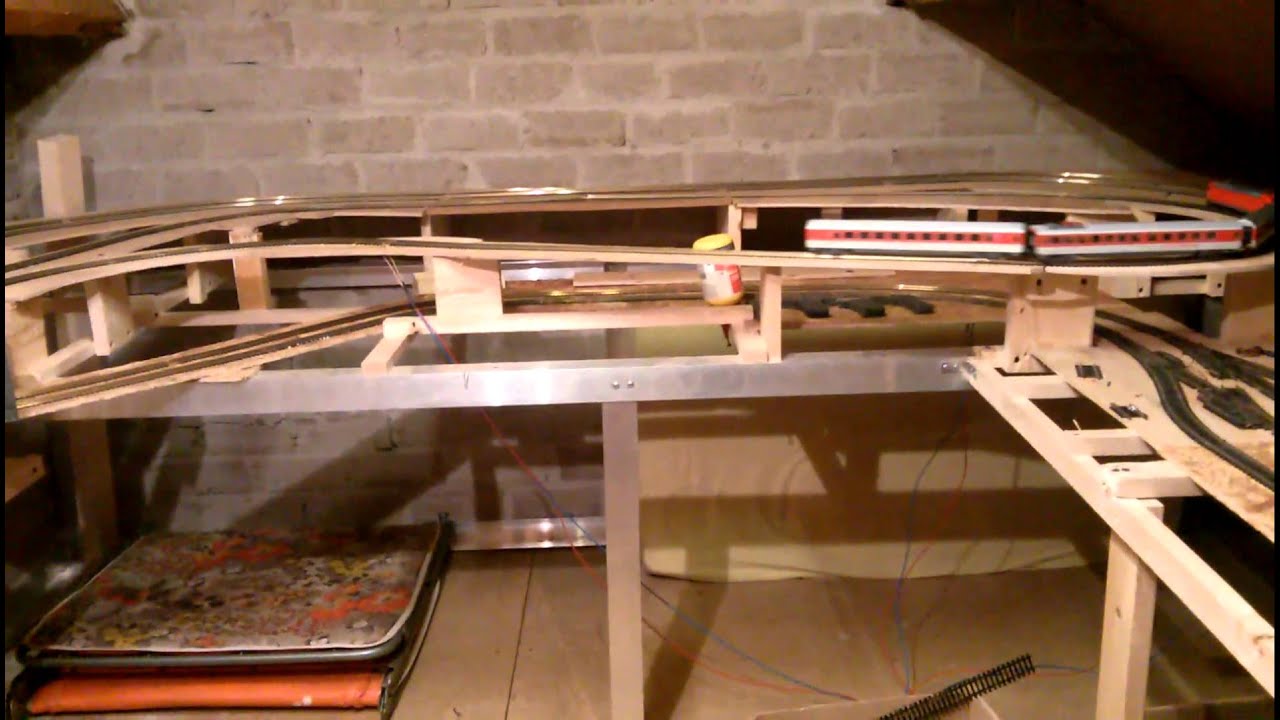 Modelbaan in aanbouw
