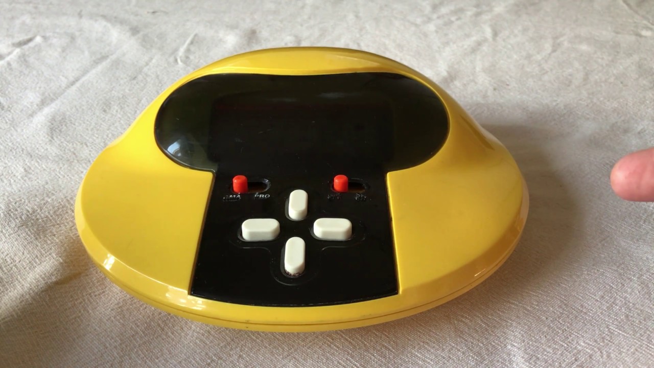 5-Minute Retro #1: Grandstand Munchman (Tomy Pac Man / Puckman) tabletop arcade game, in 4K UHD...