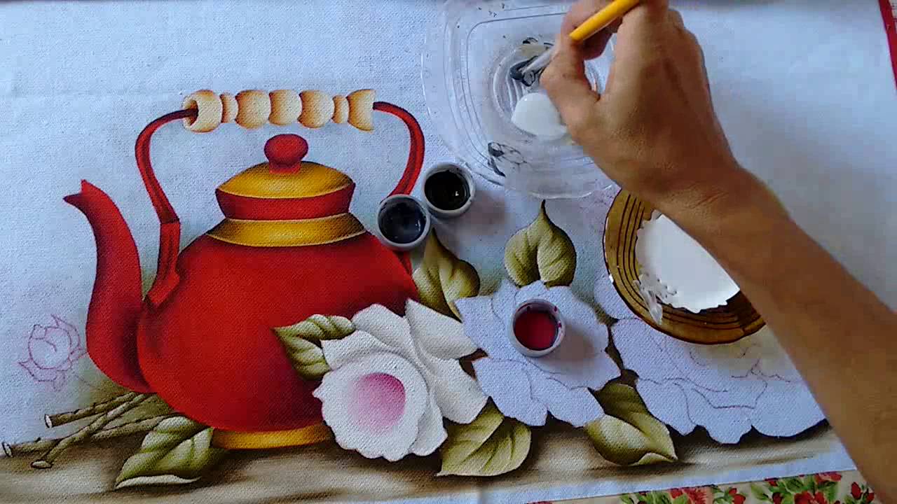 Pintando Chaleira Vermelha com Rosas Part. 2 - Ivanice Isabel