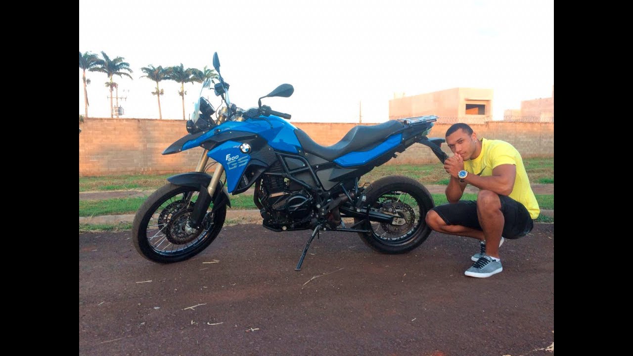 PEGUEI UMA BMW F800 SÓ O CANO 🚀