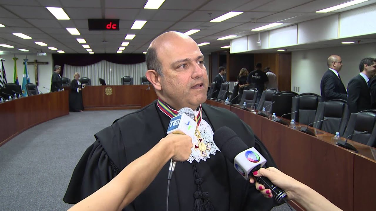 Novos desembargadores tomam posse no TRF3