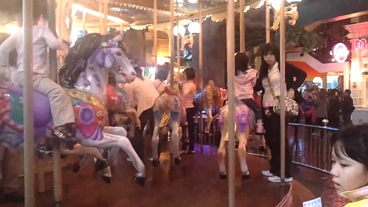 Genting Highland - Indoor theme park ~carousel ride