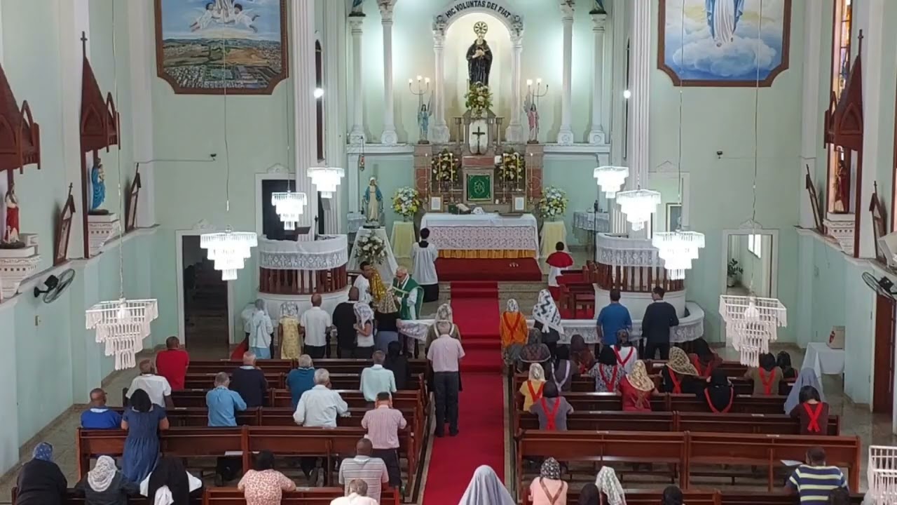 Hinos de Comunhão  Criaturas Todas a Jesus Saudemos   Santos Anjos e Arcanjos
