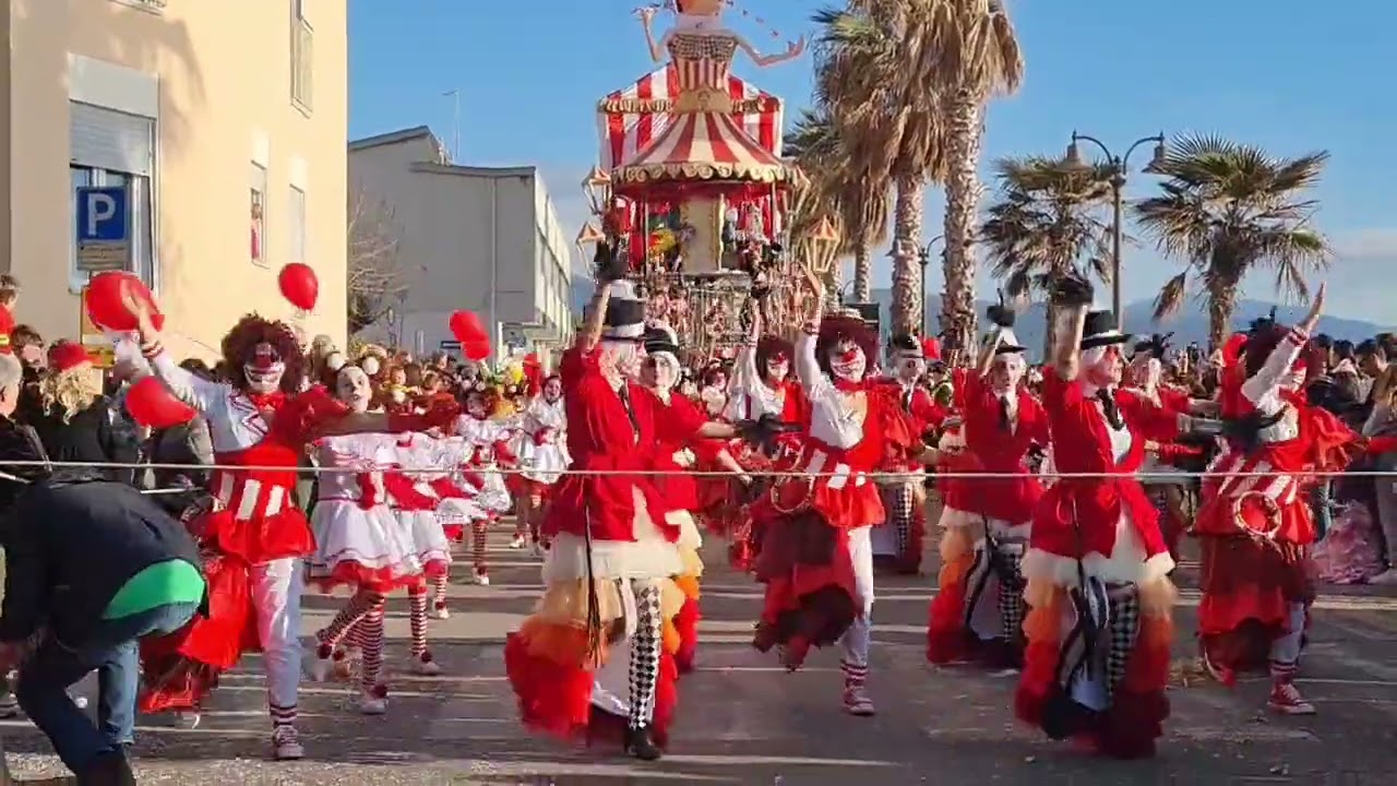 È iniziato oggi il carnevale di Follonica 2024 - 04/02/2024