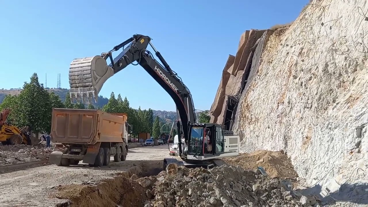 (3) HİDROMEK 310 LC EKSKAVATÖR HAFRİYAT YÜKLEME / HIDROMEK 310 LC EXCAVATOR EARTHMOVING LOADING