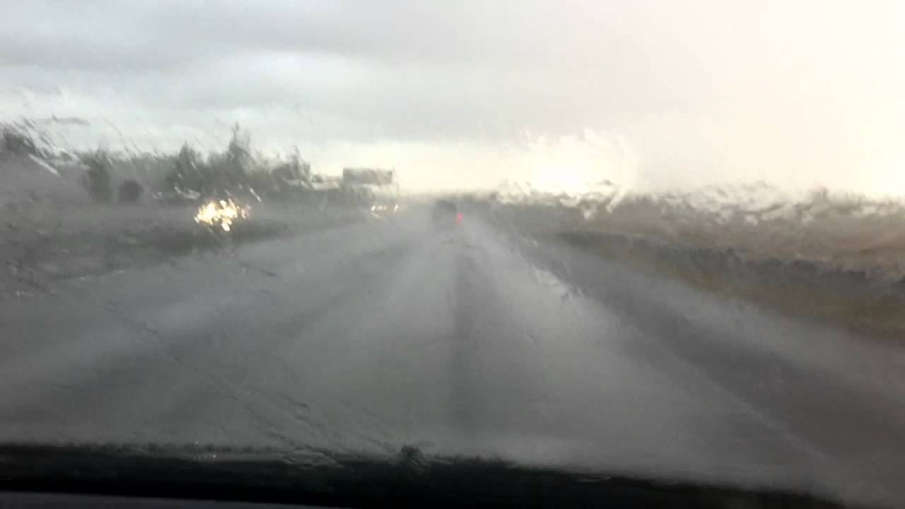 Grosse Pluie sur l'Autoroute apr&egrave;s Manosque