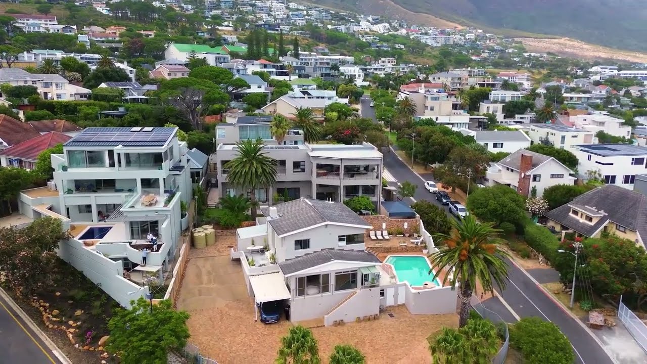 Crescent Road, Camps Bay Real Realty