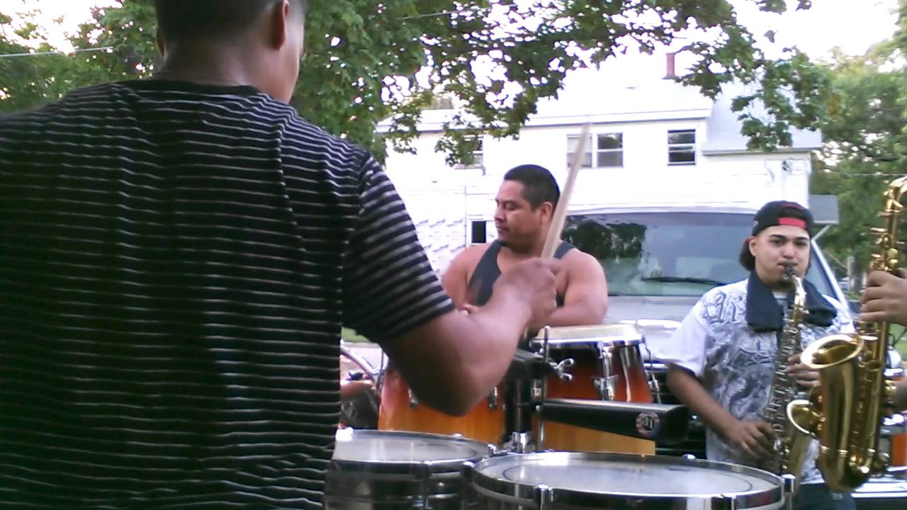 Tamborazo Eskandalozo*