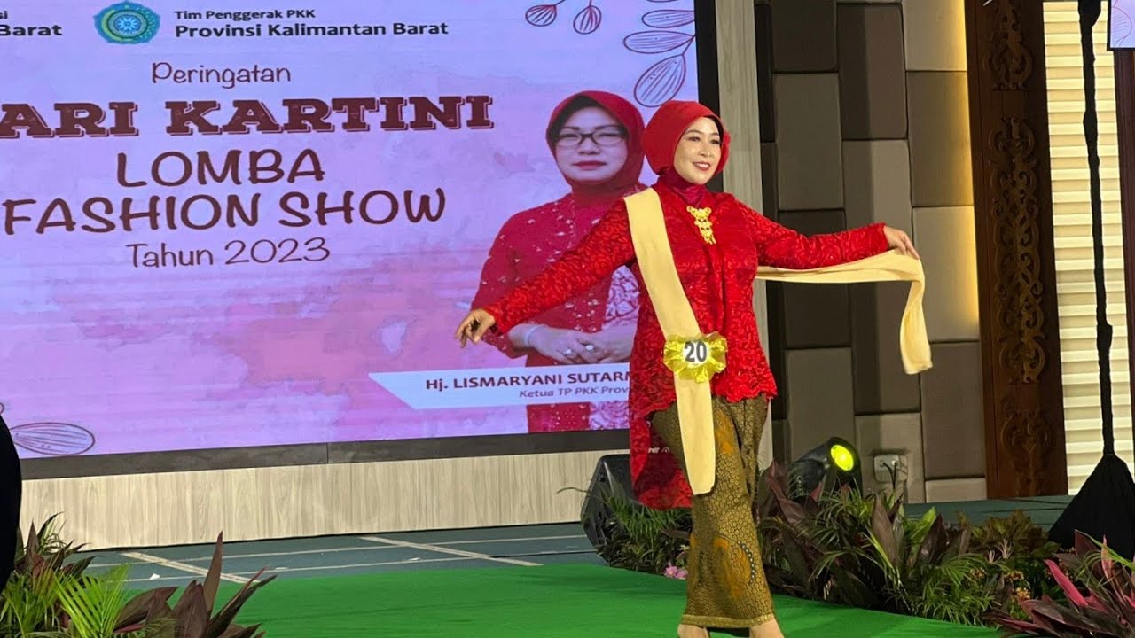 KELUWESAN FASHION SHOW HARI KARTINI