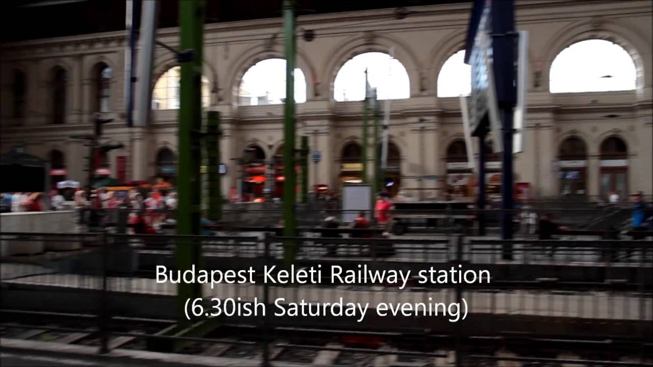 What is a 1st Class cabin like on an overnight sleeper train Budapest to Bucharest