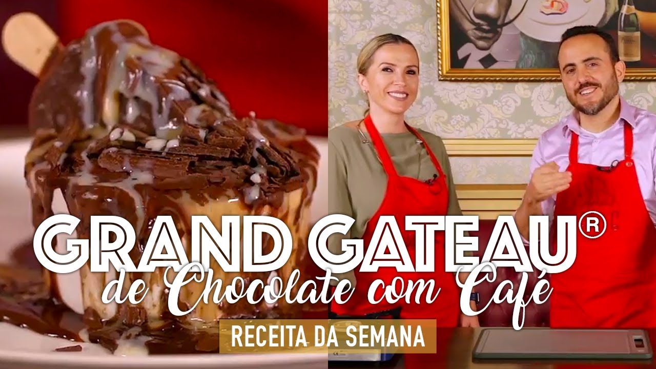 GRAND GATEAU DE CHOCOLATE COM CAF&Eacute; &Agrave; 
