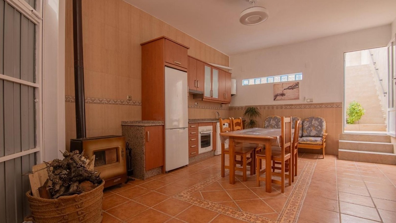 Casa Rural El Olivo | Iniesta, Spain | Hotel Review 🏨
