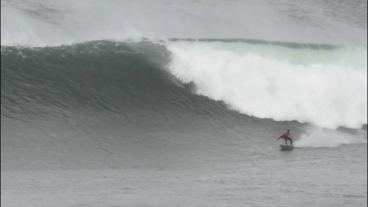 SURFING GIANT 12FT BELLS AND WINKI (50 YEAR STORM)